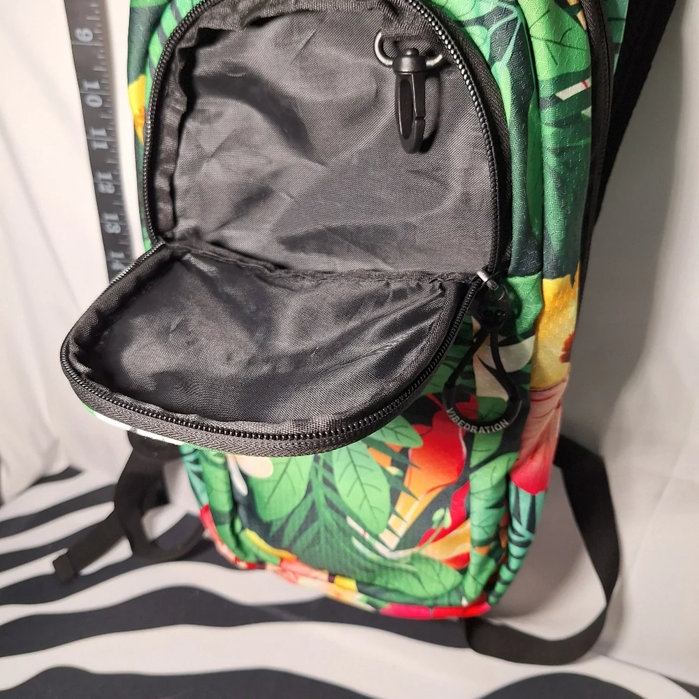 Vibedration Hydration Backpack w/o bladder - Tropical - Used